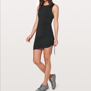 LULULEMON Cinch It Dress